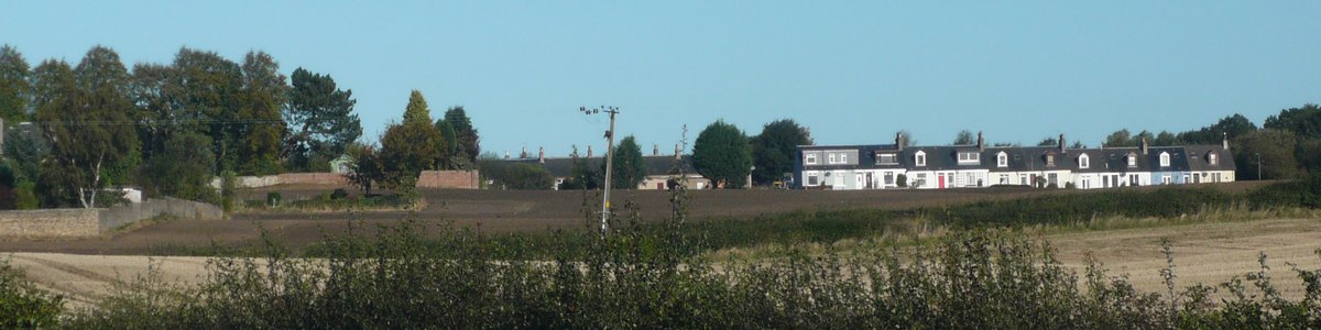 pumpherston south mast.jpg